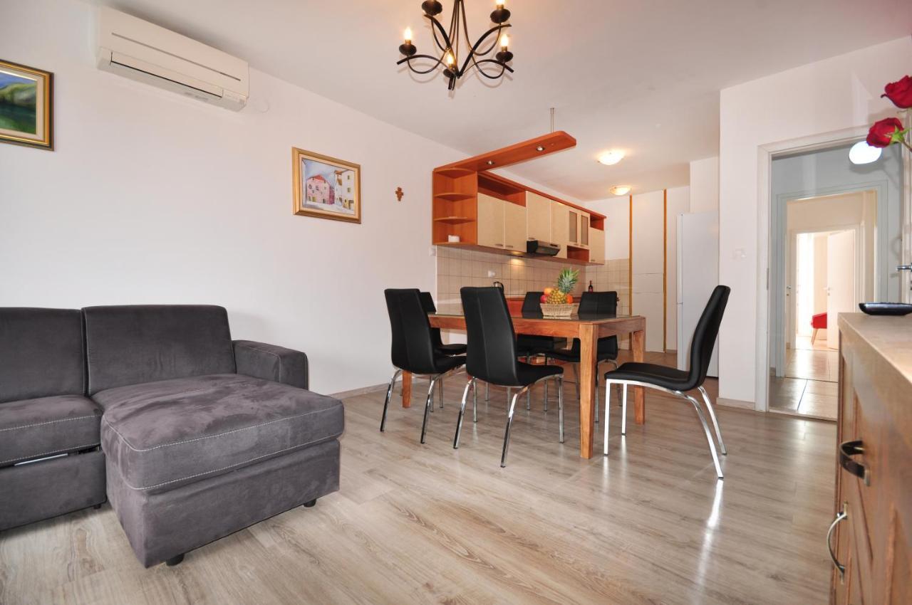 Virna Apartment Split Exterior photo